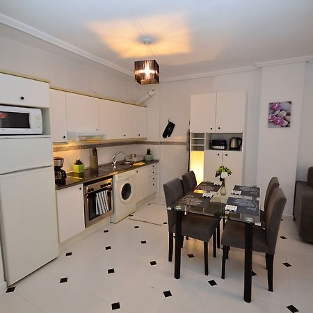 Bergantin Apartment Torrevieja Luaran gambar