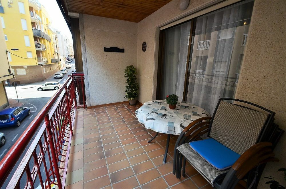Bergantin Apartment Torrevieja Luaran gambar