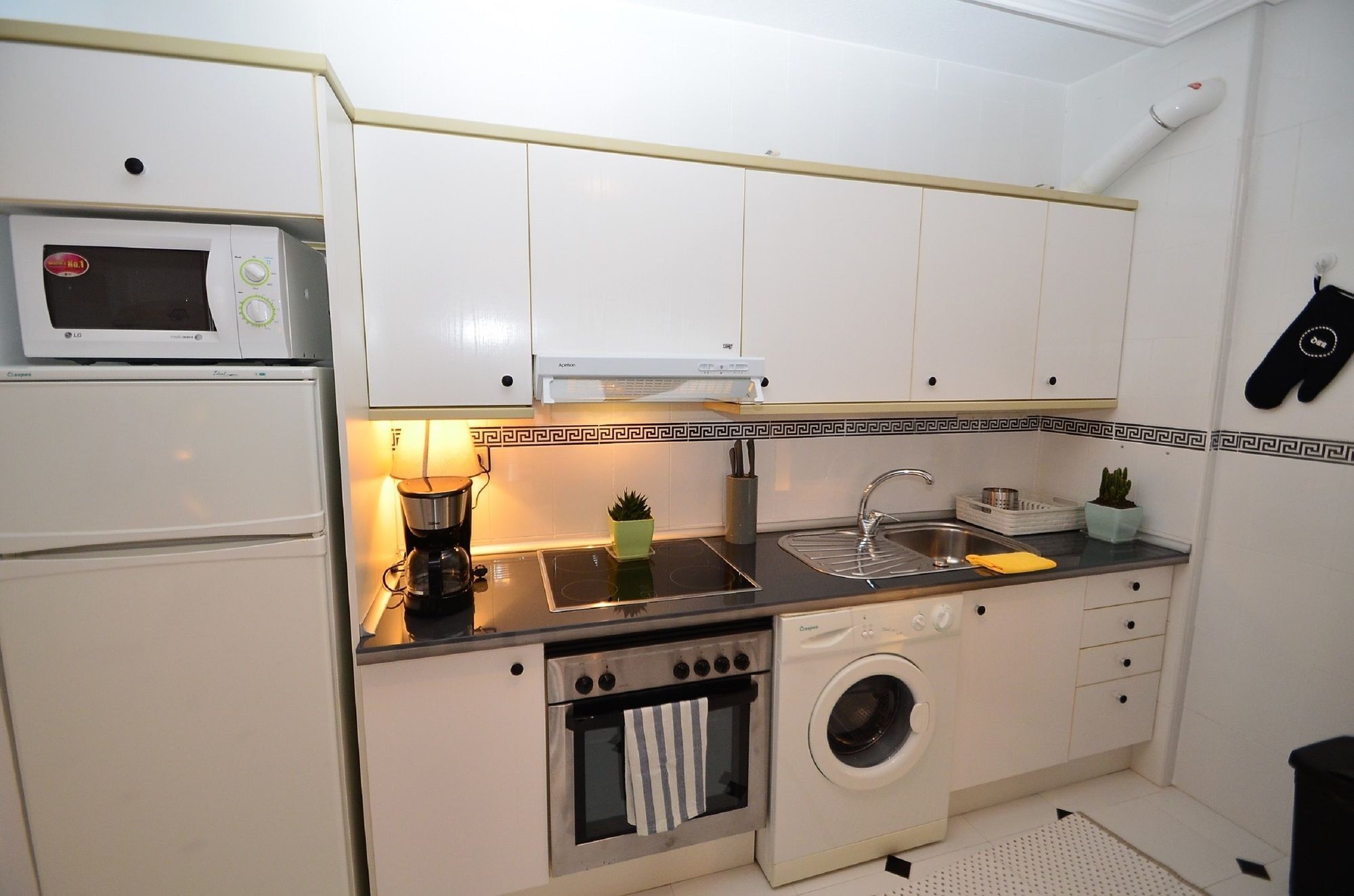 Bergantin Apartment Torrevieja Luaran gambar